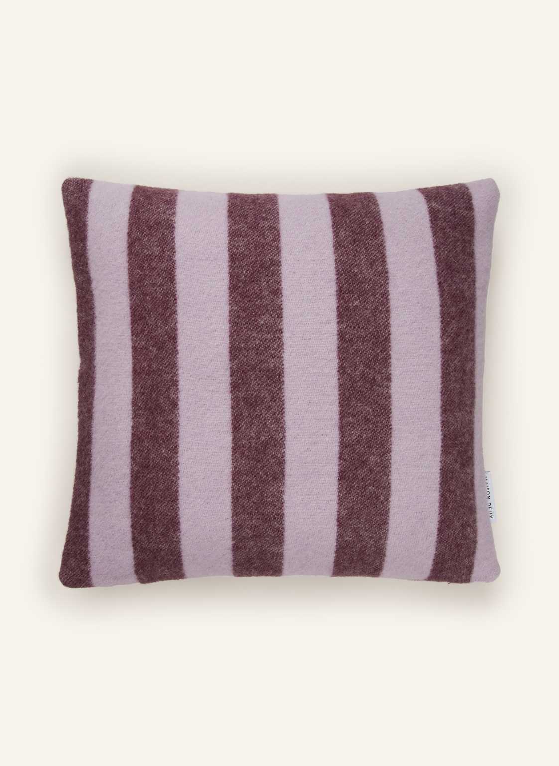 Maison Deux Dekokissenhülle Candy Wrap lila Maison Deux Dekokissenhülle Candy Wrap lila von MAISON DEUX