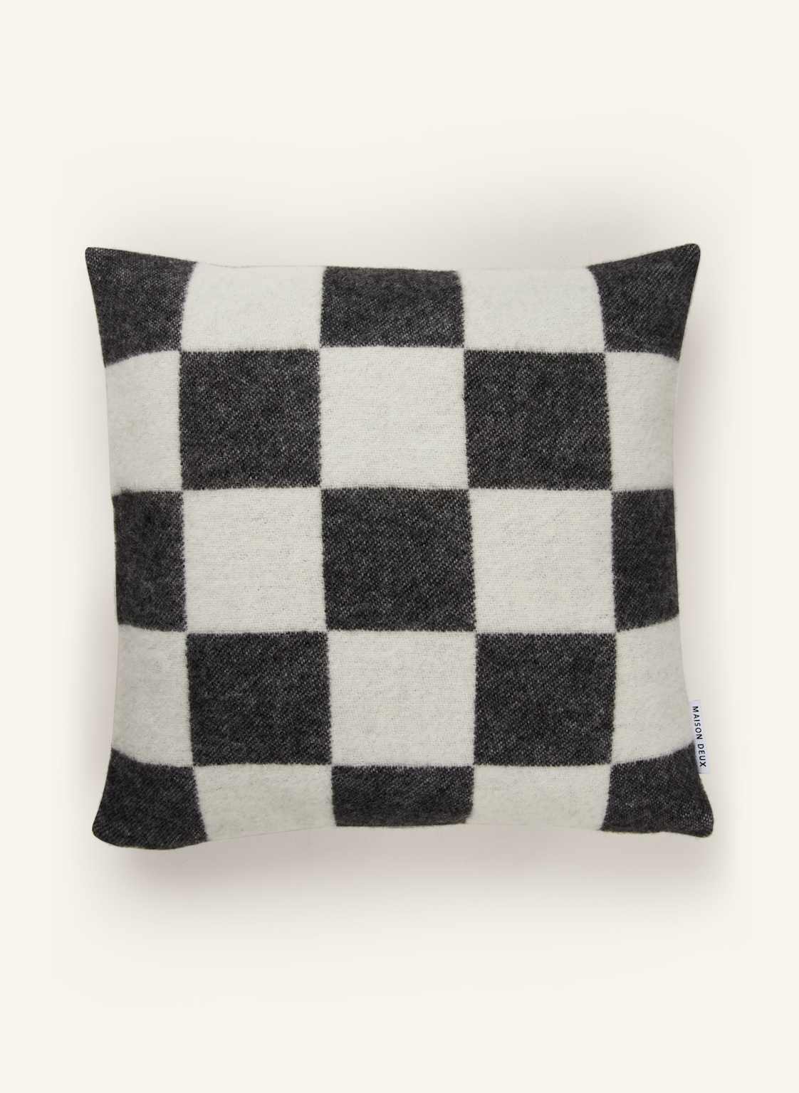 Maison Deux Dekokissenhülle Checkerboard schwarz Maison Deux Dekokissenhülle Checkerboard schwarz von MAISON DEUX