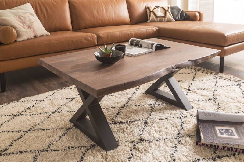 MCA furniture Couchtisch »Cartagena«, Couchtisch Massivholz mit Baumkante und natürlichen Rissen und Löchern von MCA furniture