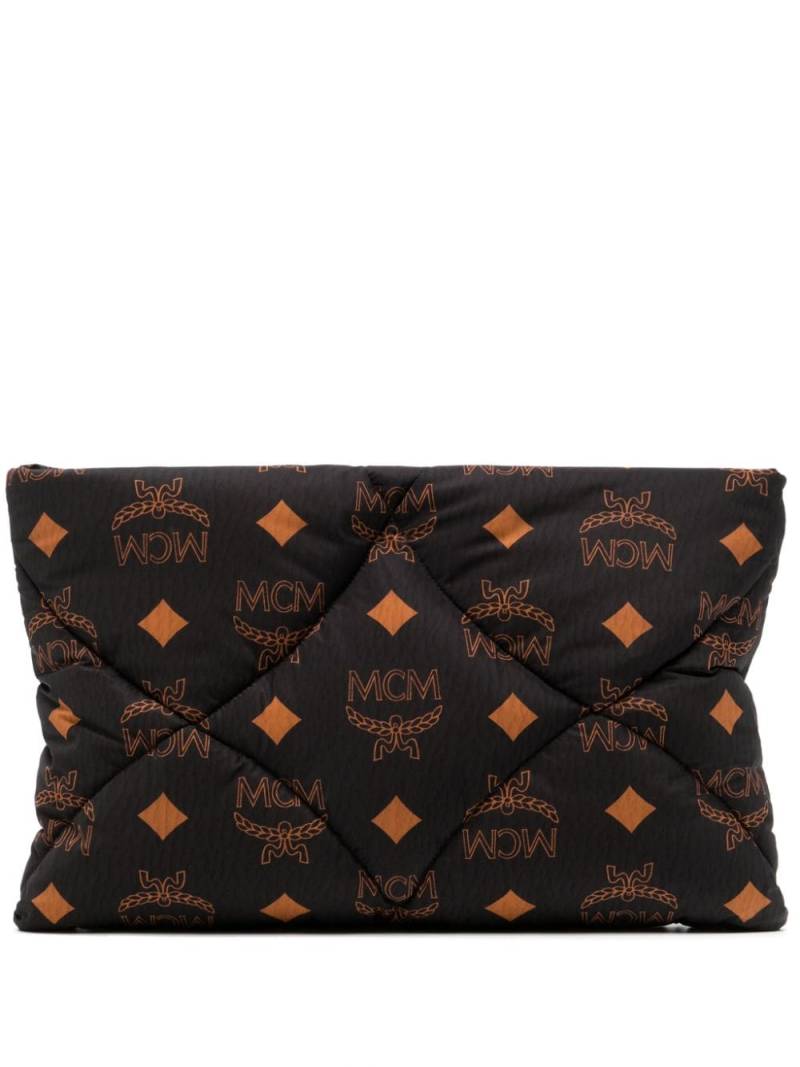 MCM large Aren quilted monogram-pattern clutch bag - Brown von MCM