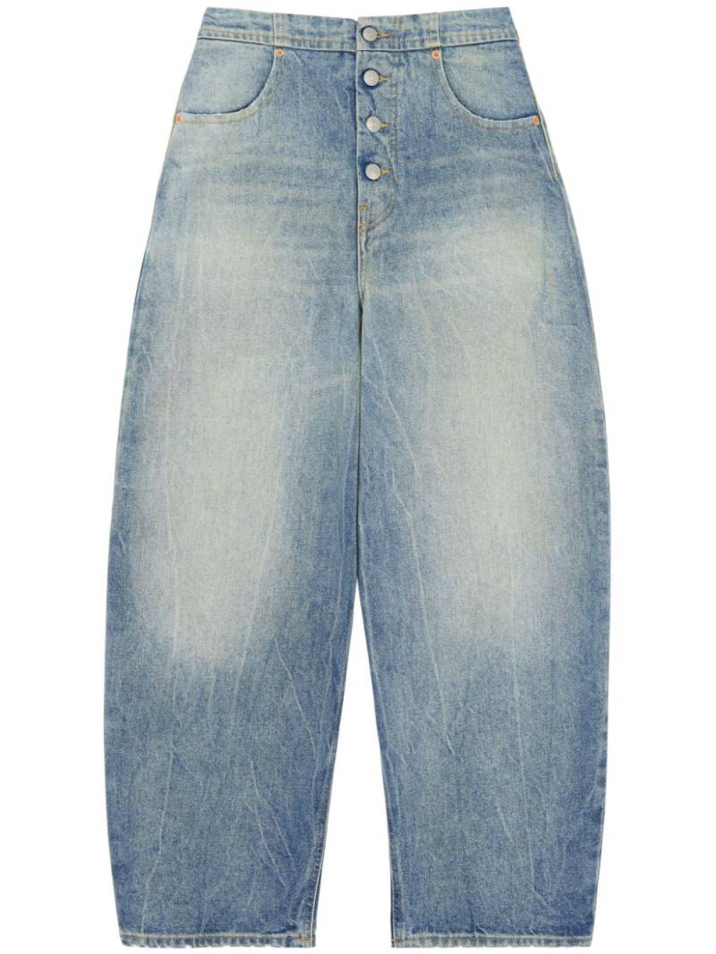 MM6 Maison Margiela mid-rise tapered-leg jeans - Blue von MM6 Maison Margiela