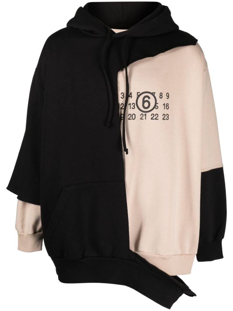 MM6 Maison Margiela panelled asymmetric hoodie - Black von MM6 Maison Margiela