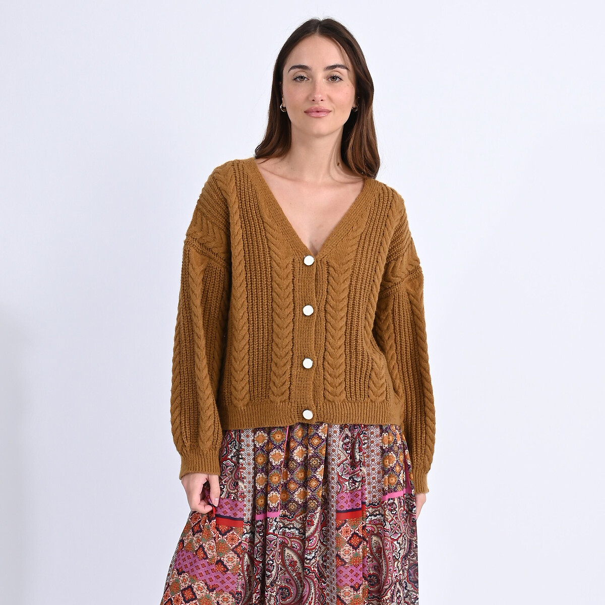 Geknöpfter Cardigan, Zierstrick von MOLLY BRACKEN