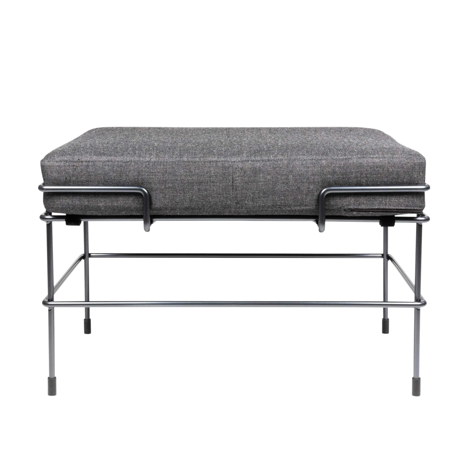 Traffic_2 Ottoman Hocker , Bezug kvadrat tonus 4 - 240/warmgrau, Gestell weiss 5011 von Magis Spa