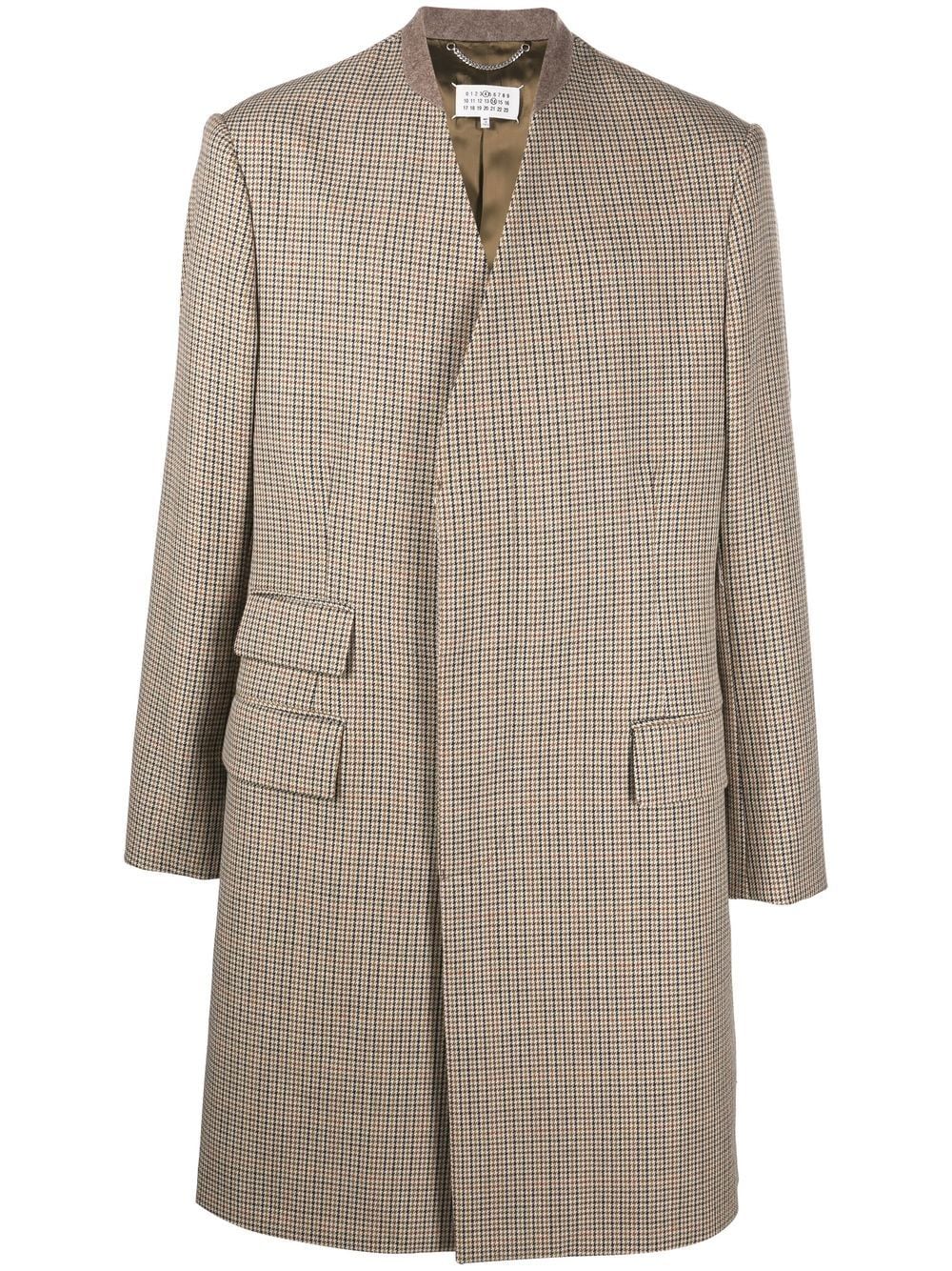 Maison Margiela herringbone-pattern collarless coat - Neutrals von Maison Margiela