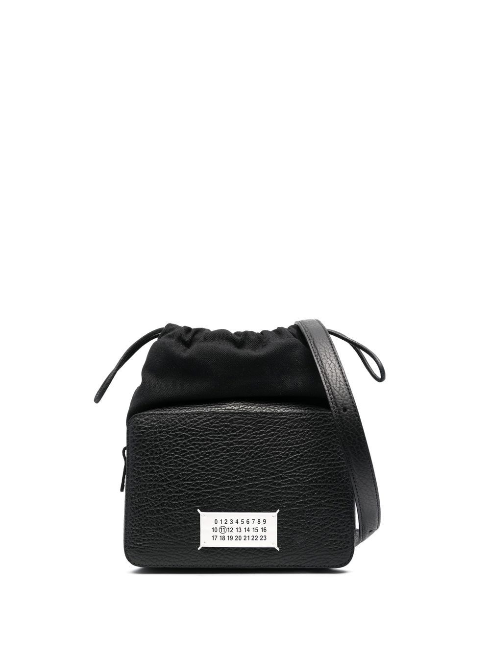 Maison Margiela logo-appliqué crossbody bag - Black von Maison Margiela