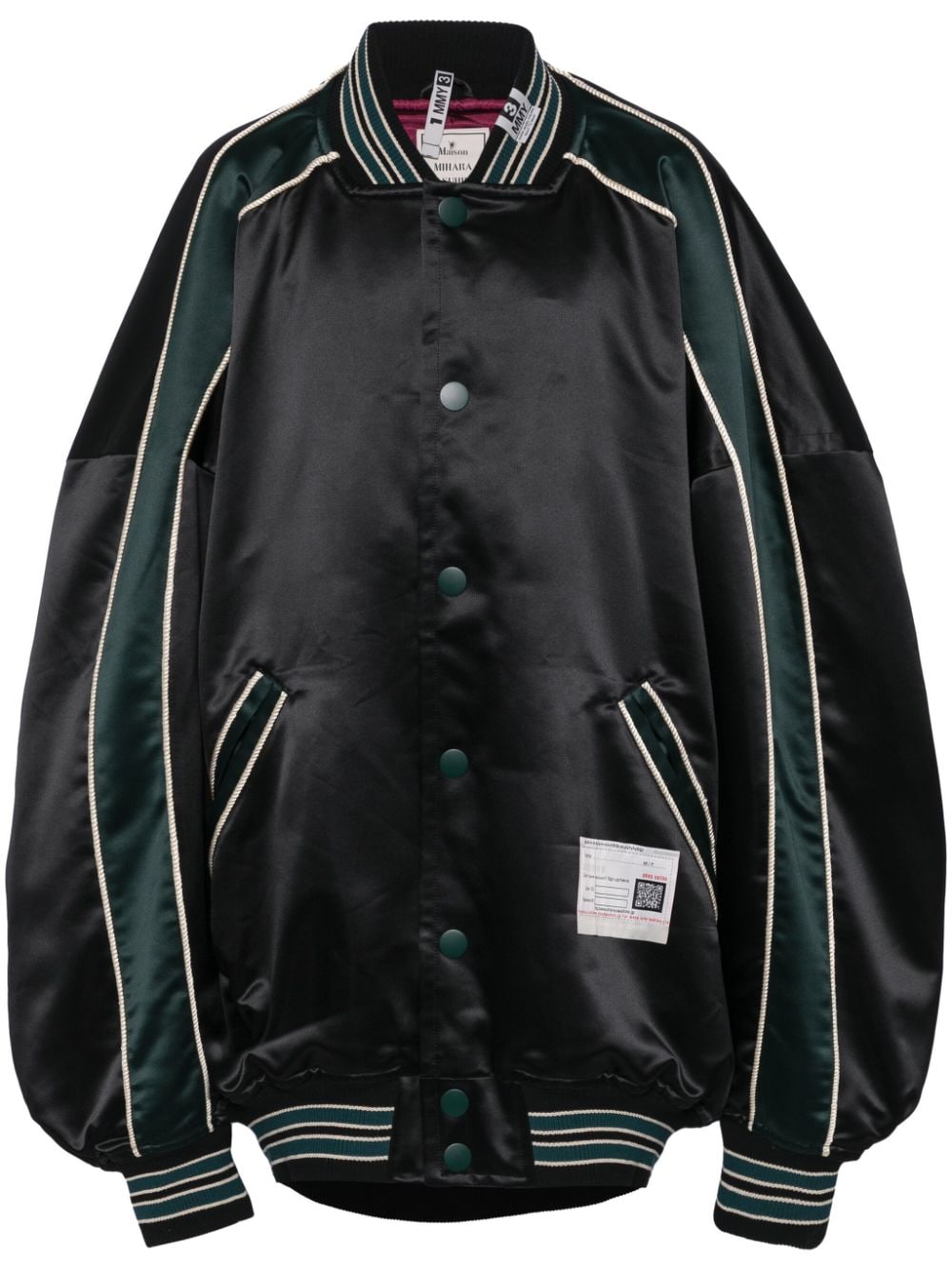 Maison Mihara Yasuhiro logo-appliqué cape bomber coat - Black von Maison Mihara Yasuhiro