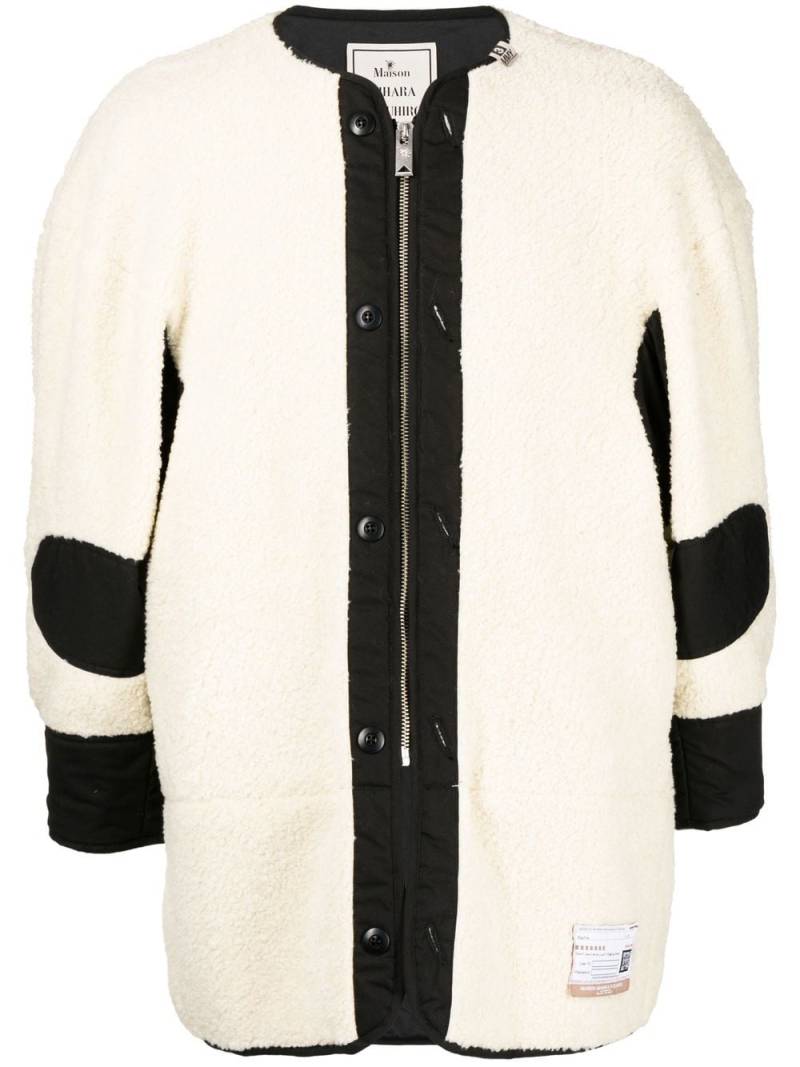 Maison Mihara Yasuhiro logo-patch fleece jacket - White von Maison Mihara Yasuhiro