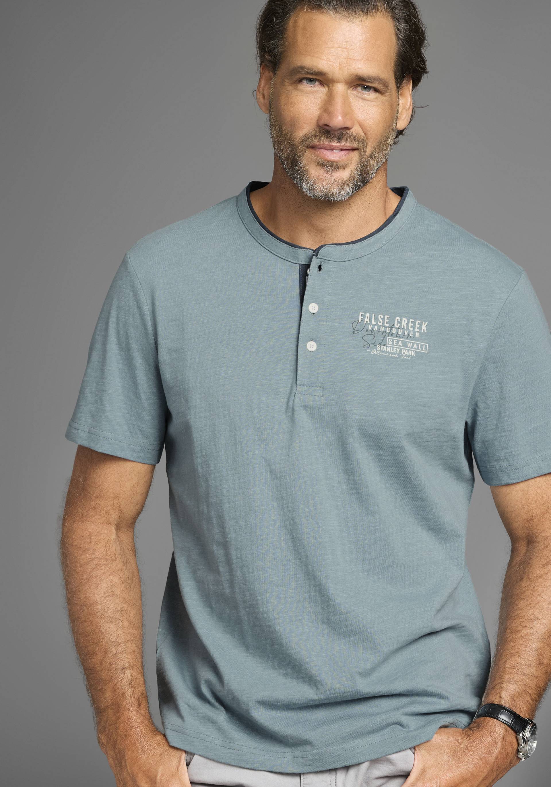 Man's World Henleyshirt, mit Stehkragen-Optik und funktionaler Knopfleiste von Man's World
