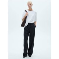 Gerade Jeans mit Bundfalten von Mango
