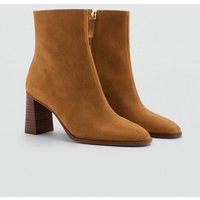Stiefelette aus Rauleder mit Absatz Stiefelette aus Rauleder mit Absatz von Mango