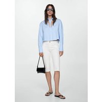 Slim-Capri-Jeanshose mit Ziernähten Slim-Capri-Jeanshose mit Ziernähten von Mango