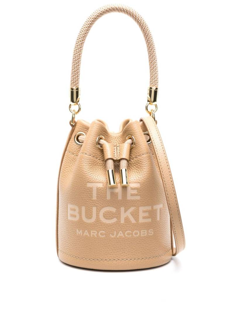 Marc Jacobs The Leather Mini Bucket bag - Brown von Marc Jacobs