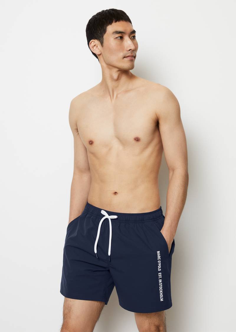 Marc O'Polo Badeshorts »Essentials«, mit seitlichen Taschen und Logoschriftzug von Marc O'Polo