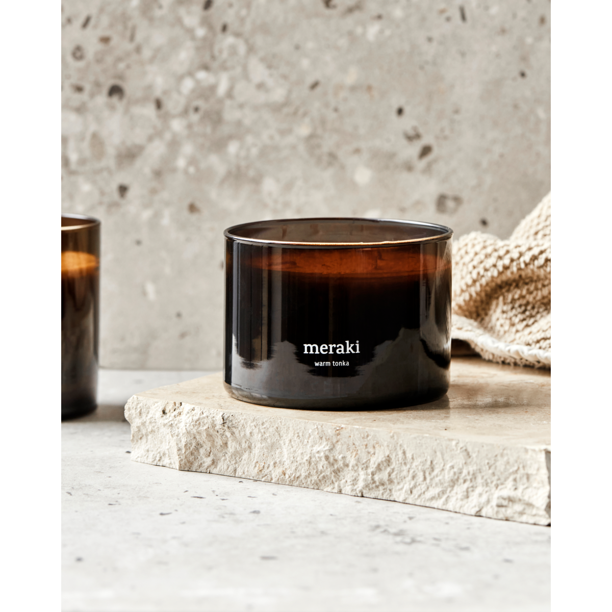 Meraki Home - Duftkerze Warm Tonka von Meraki