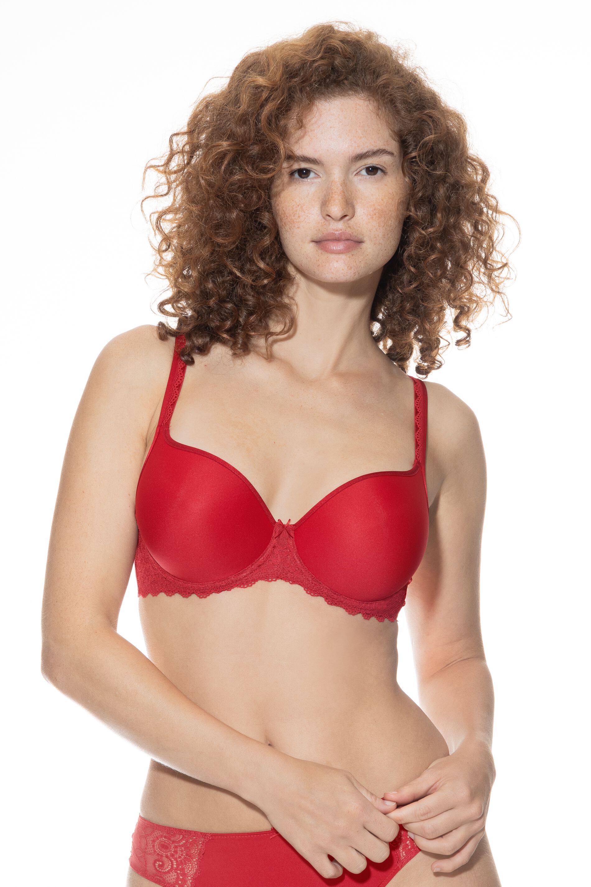 Mey Bügel-BH »SERIE AMOROUS«, hauchfeine Dessous-Schalen verleihen eine natürliche, runde Form Mey Bügel-BH »SERIE AMOROUS«, hauchfeine Dessous-Schalen verleihen eine natürliche, runde Form von Mey