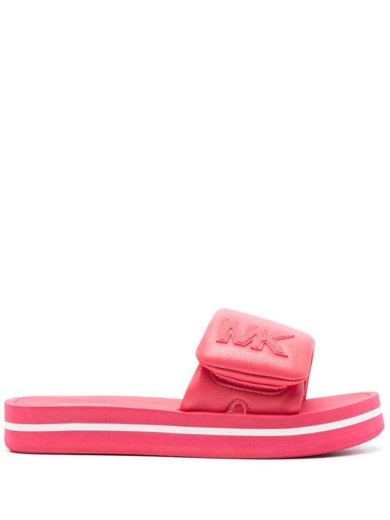 Michael Michael Kors logo-embossed platform slides - Pink von Michael Michael Kors