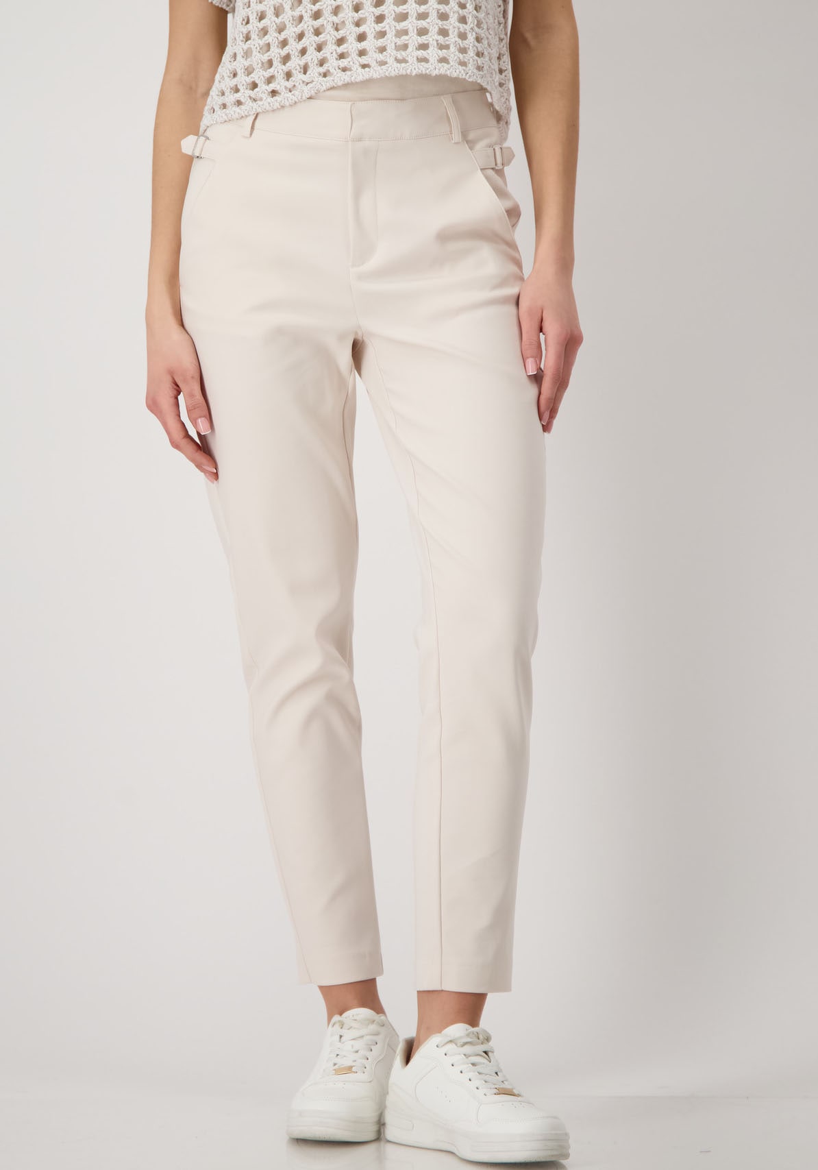 Monari Röhrenhose, mit Zierriegeln Monari Röhrenhose, mit Zierriegeln von Monari
