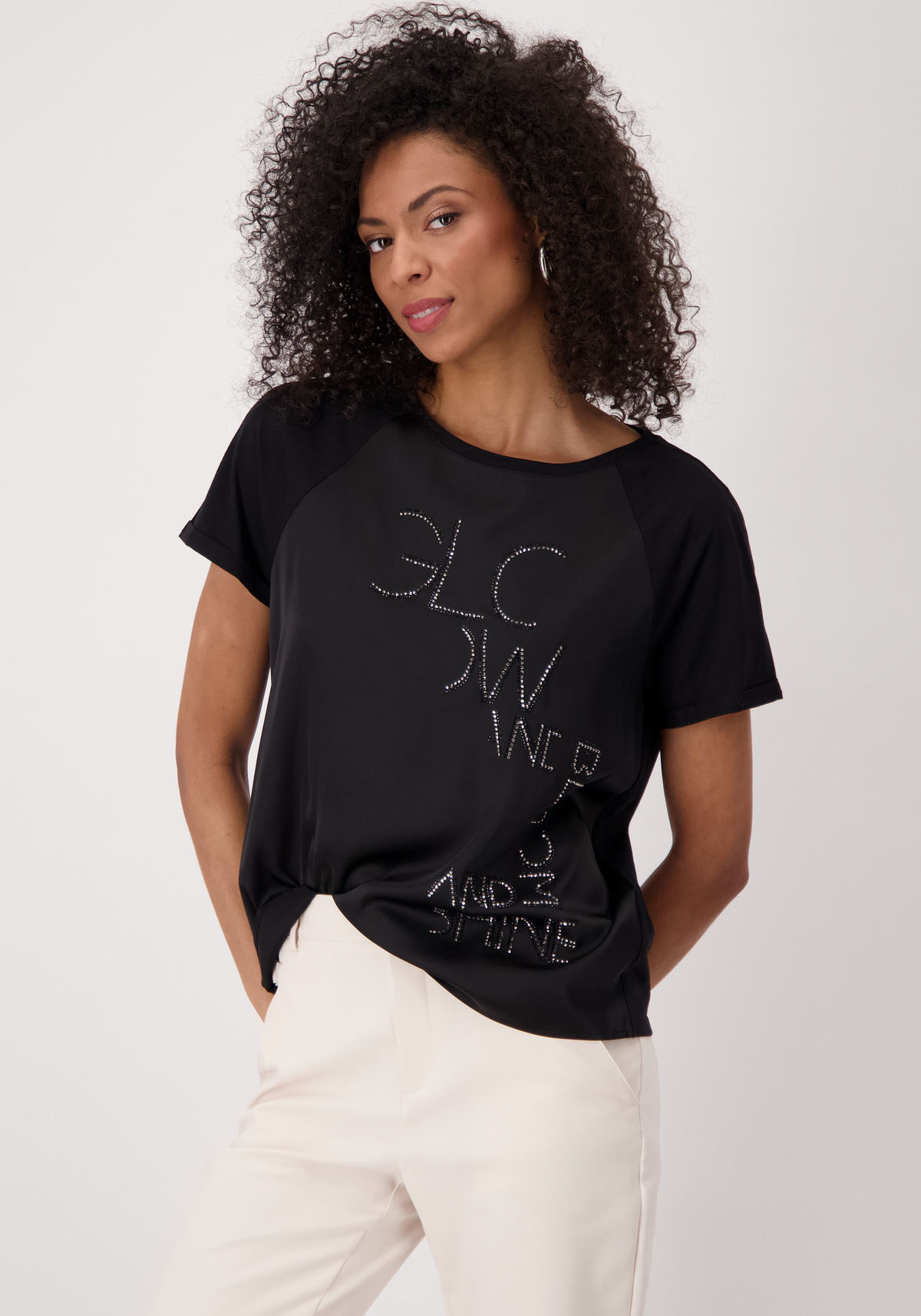 Monari Schlupfbluse, mit Glitzernieten Monari Schlupfbluse, mit Glitzernieten von Monari