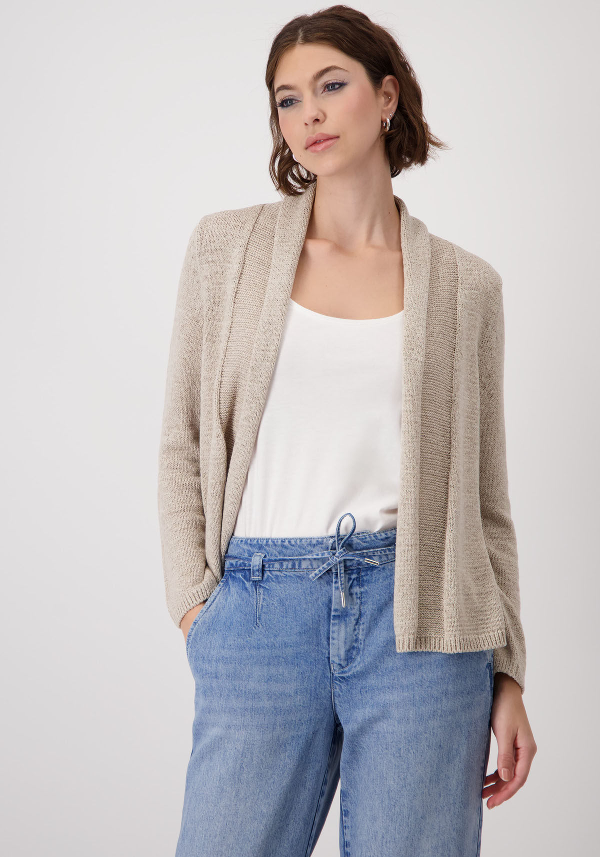 Monari Strickjacke, mit Umschlagkante Monari Strickjacke, mit Umschlagkante von Monari