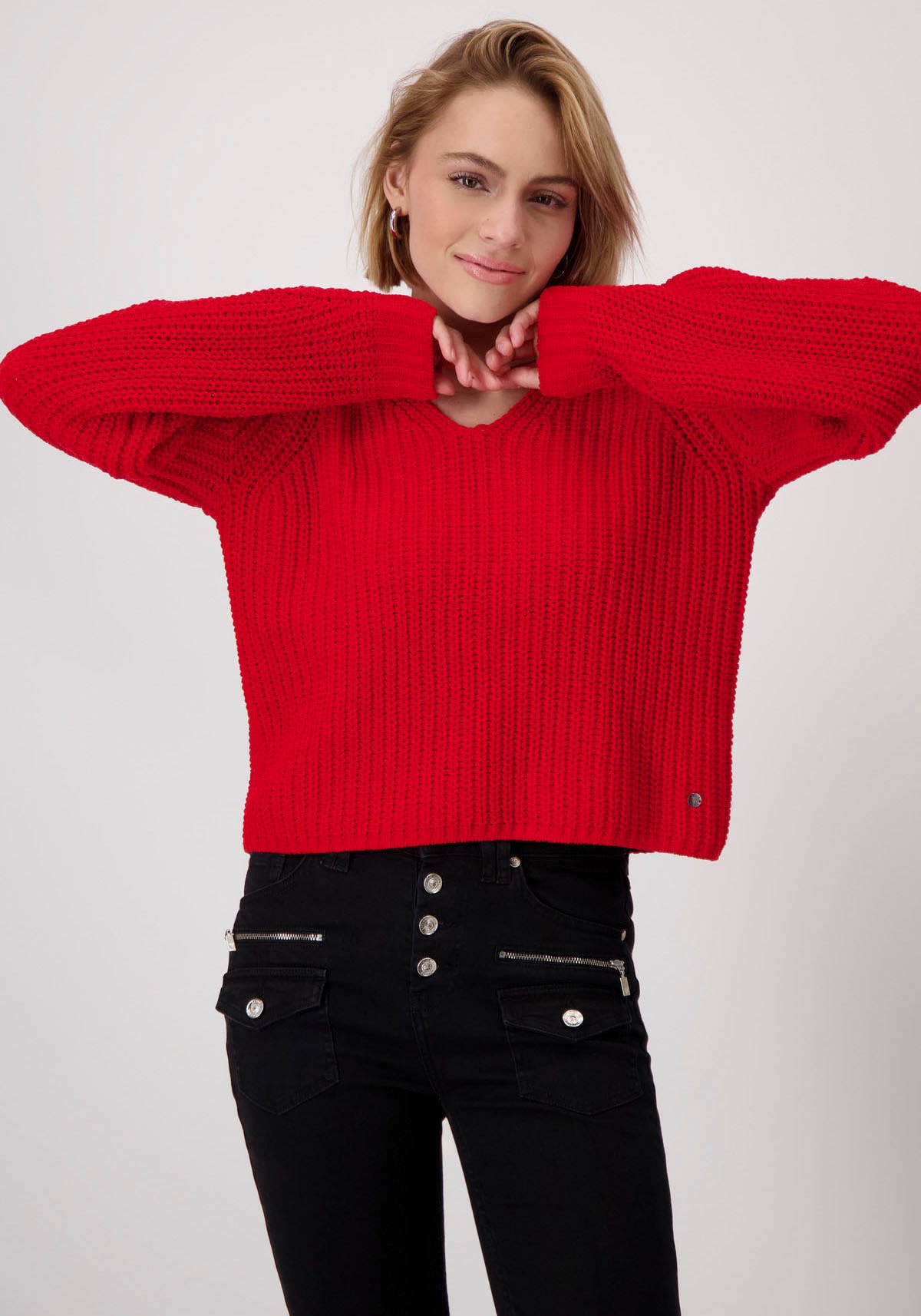 Monari V-Ausschnitt-Pullover, aus Chenillegarn Monari V-Ausschnitt-Pullover, aus Chenillegarn von Monari