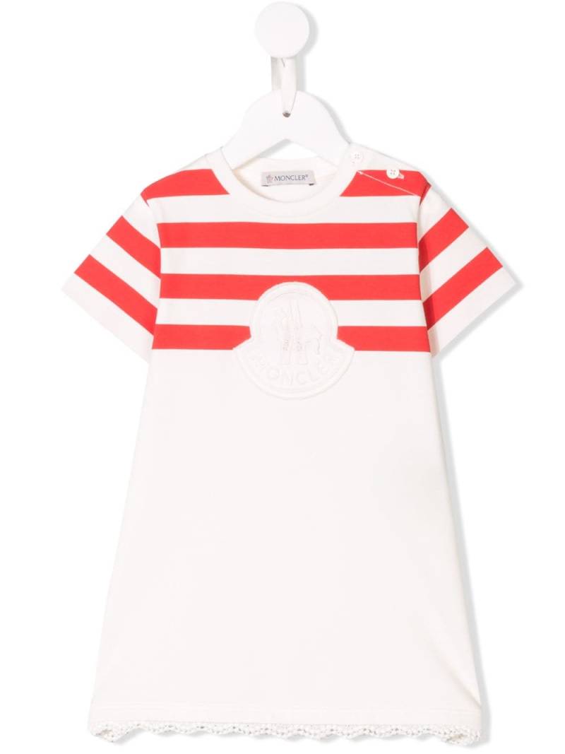 Moncler Enfant logo embroidered T-shirt dress - White von Moncler Enfant