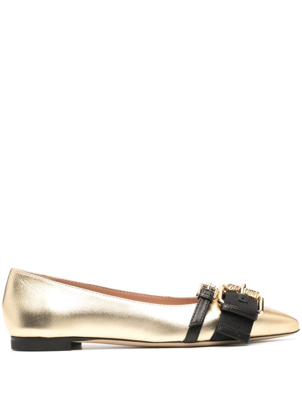 Moschino buckle-detail ballerina shoes - Gold von Moschino
