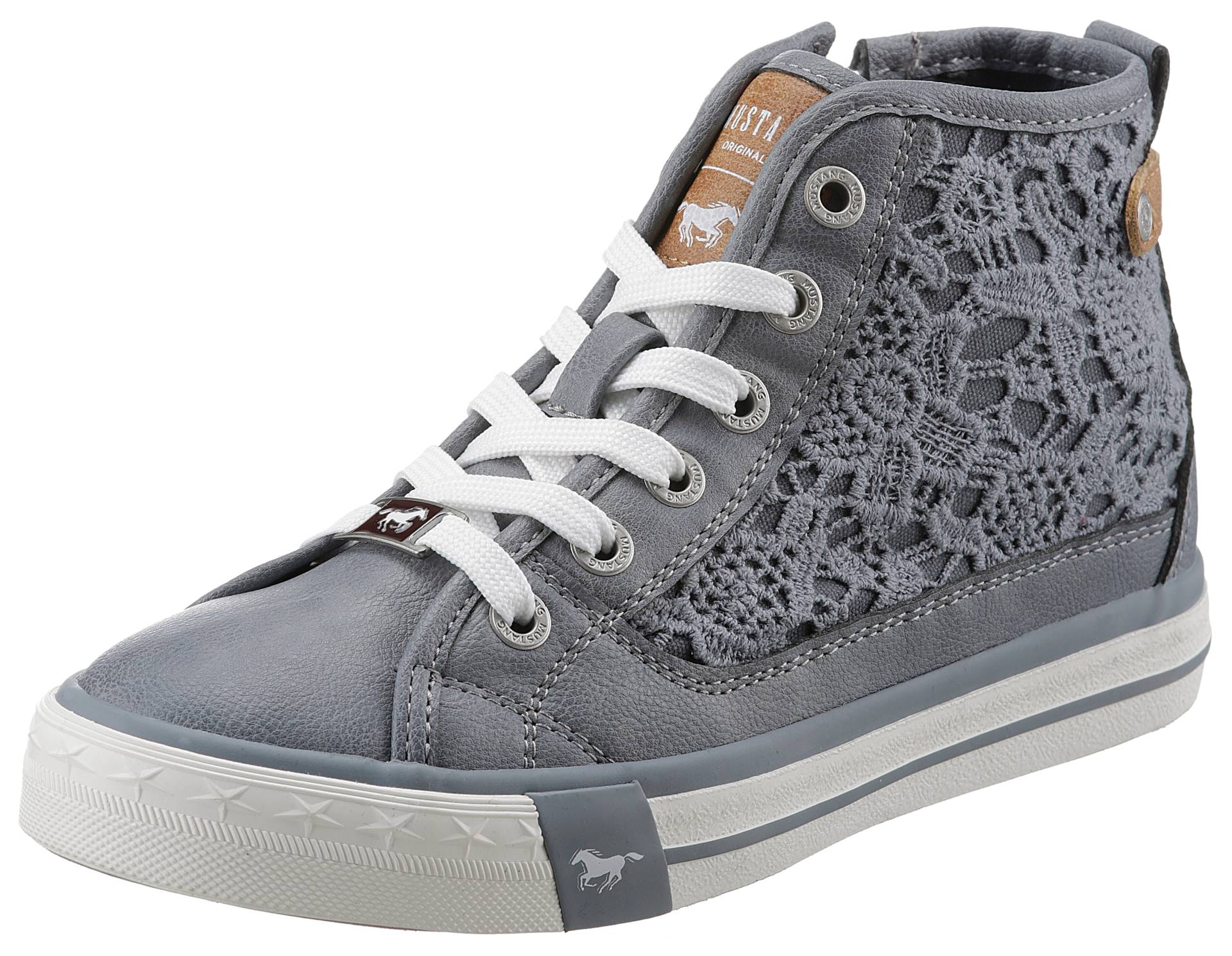 Mustang Shoes Sneaker, mit schöner Perforation von Mustang Shoes