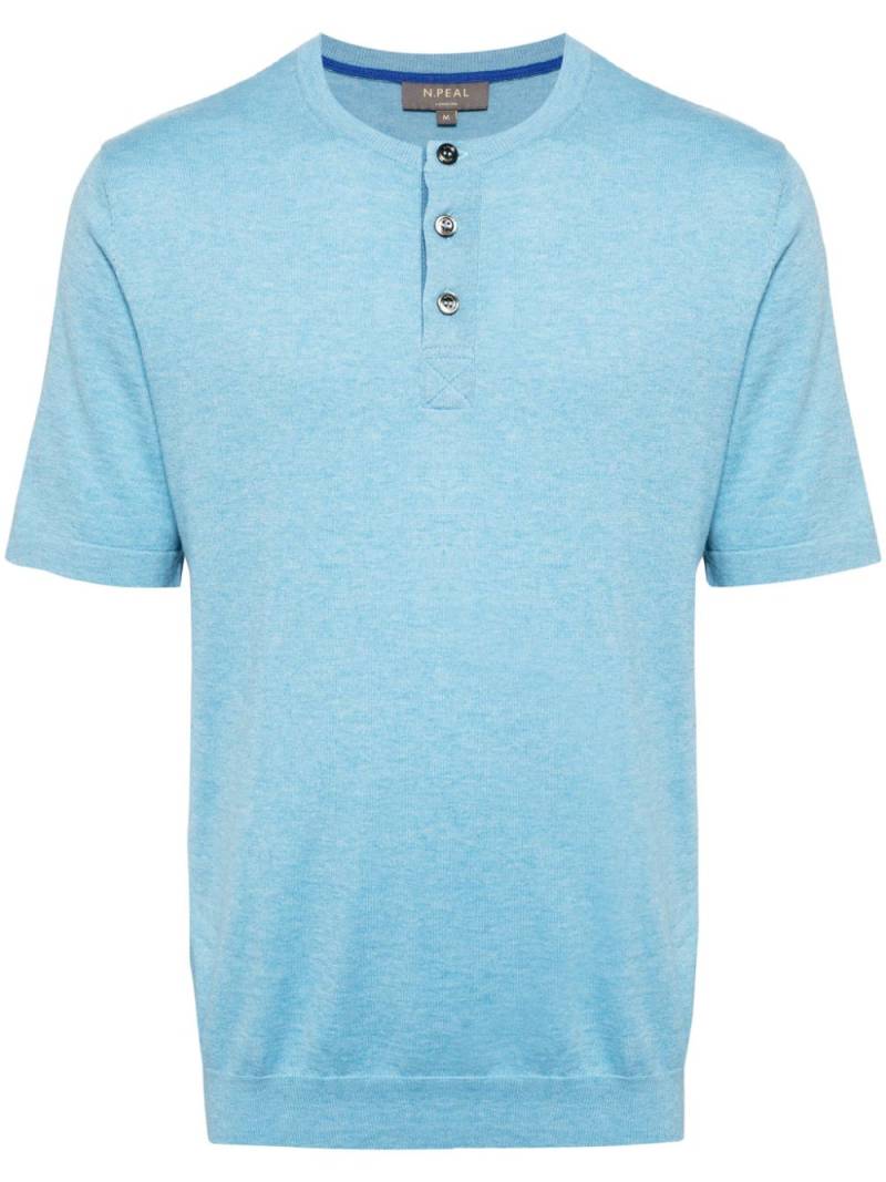 N.Peal fine-knit Henley top - Blue von N.Peal