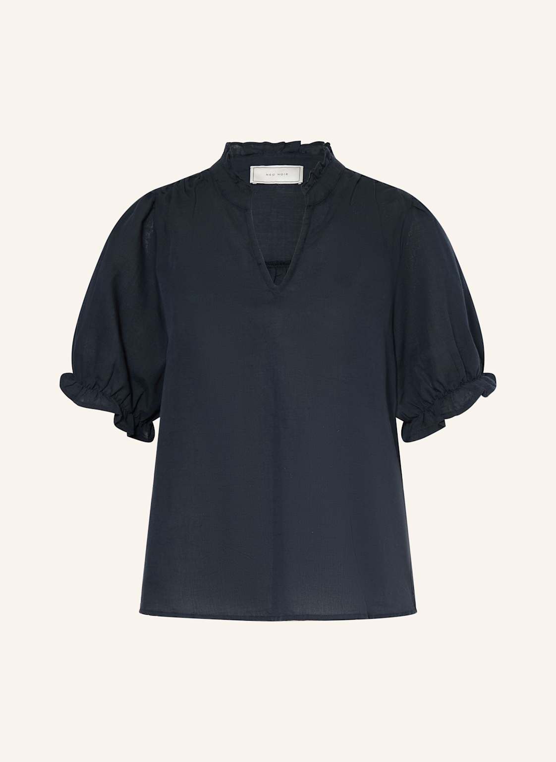 Neo Noir Blusenshirt Odesa Aus Leinen Mit Rüschen blau Neo Noir Blusenshirt Odesa Aus Leinen Mit Rüschen blau von NEO NOIR