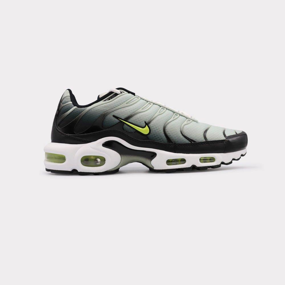 Nike Air Max Plus - Bright Cactus Herren Schwarz 45.5 von NIKE