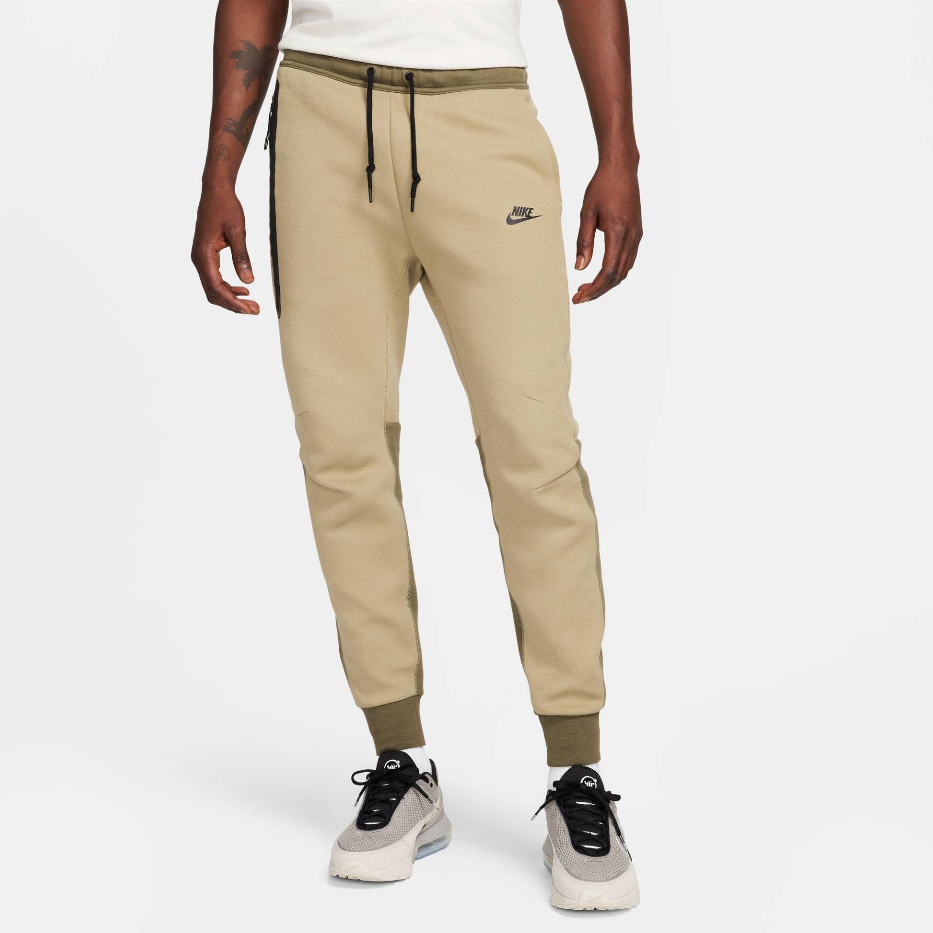 Trainerhose Herren Olivegrün L von NIKE