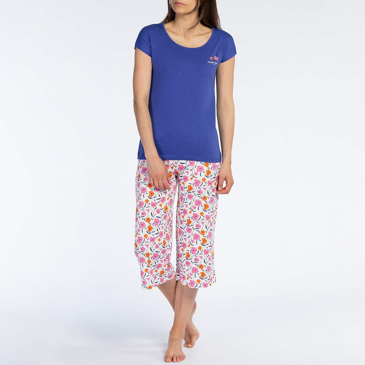 Pyjama Colorama mit kurzen Ärmeln und Caprihose von Naf Naf