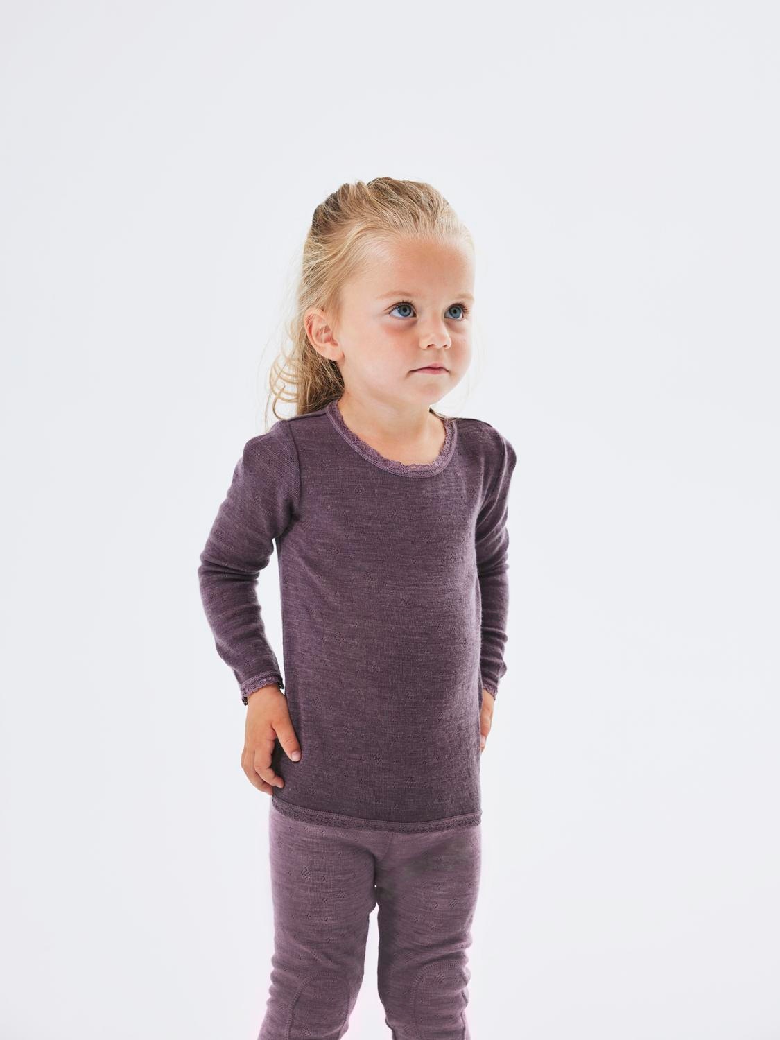 Name It Langarmshirt »NMFWANG WOOL NEEDLE LS TOP SOLID NOOS«, aus reiner Merinowolle Name It Langarmshirt »NMFWANG WOOL NEEDLE LS TOP SOLID NOOS«, aus reiner Merinowolle von Name It