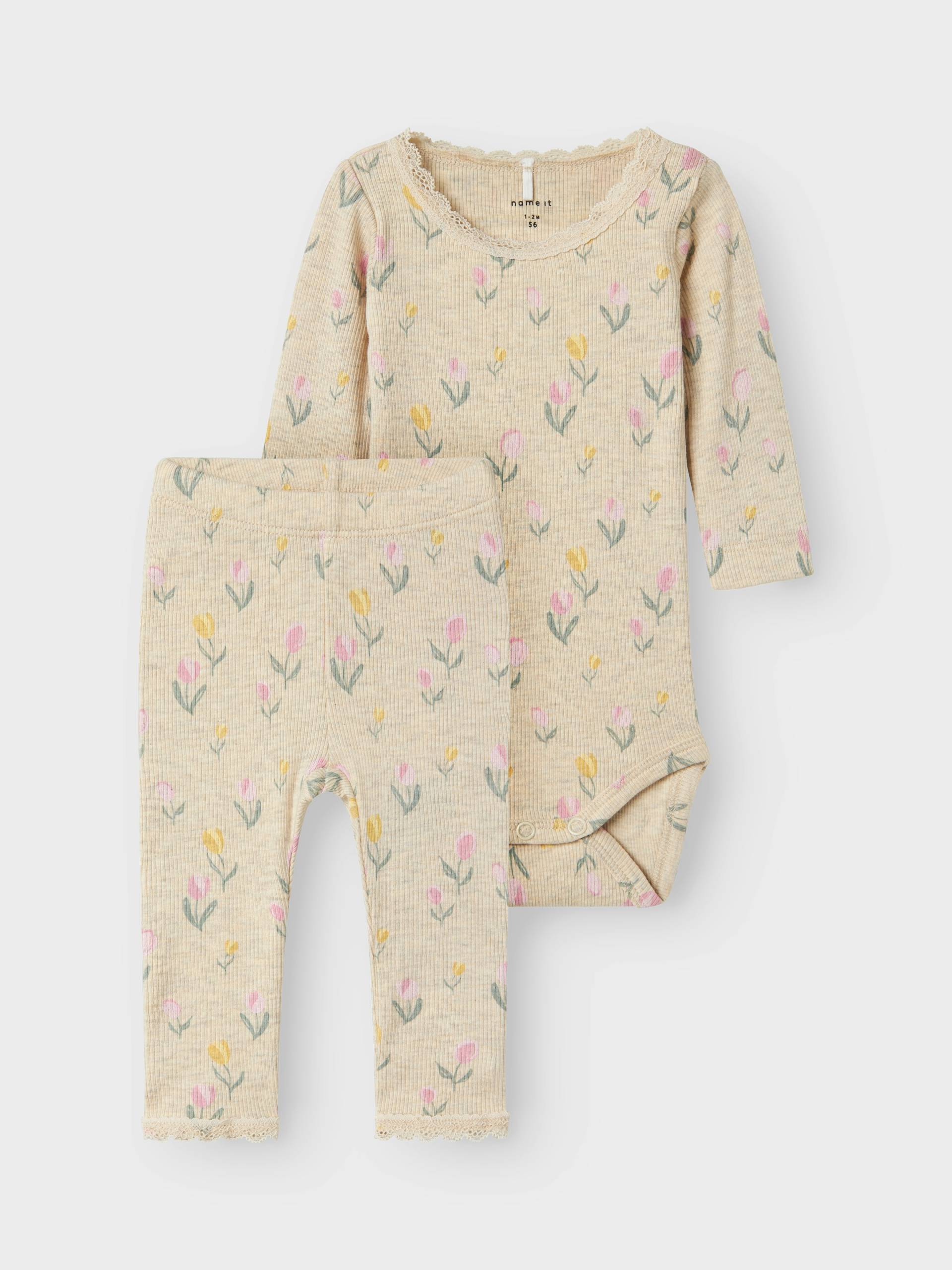 Name It Schlafanzug »NBFFLOWERKAB LS BODY BOX SET«, (Set, 2 tlg.) von Name It