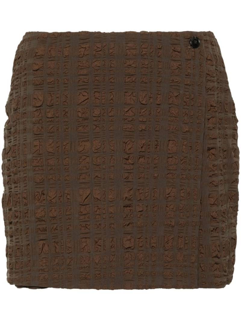Nanushka layered seersucker shorts - Brown von Nanushka