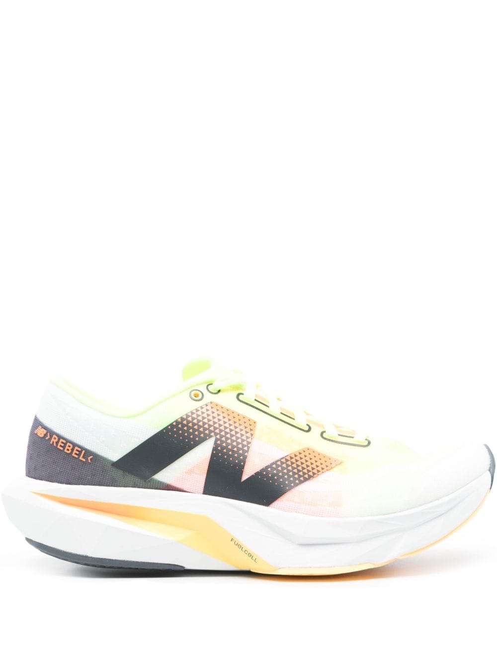 New Balance FuelCell Rebel v4 running sneakers - White von New Balance
