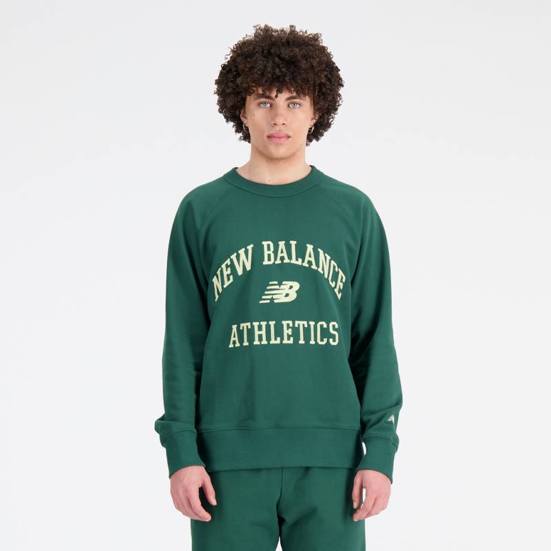 New Balance Herren Sweatshirt und Pullover Athletics Varsity Fleece Crewneck, Grün, Relaxed Fit Fit, ideal für Freizeit & Reisen von New Balance