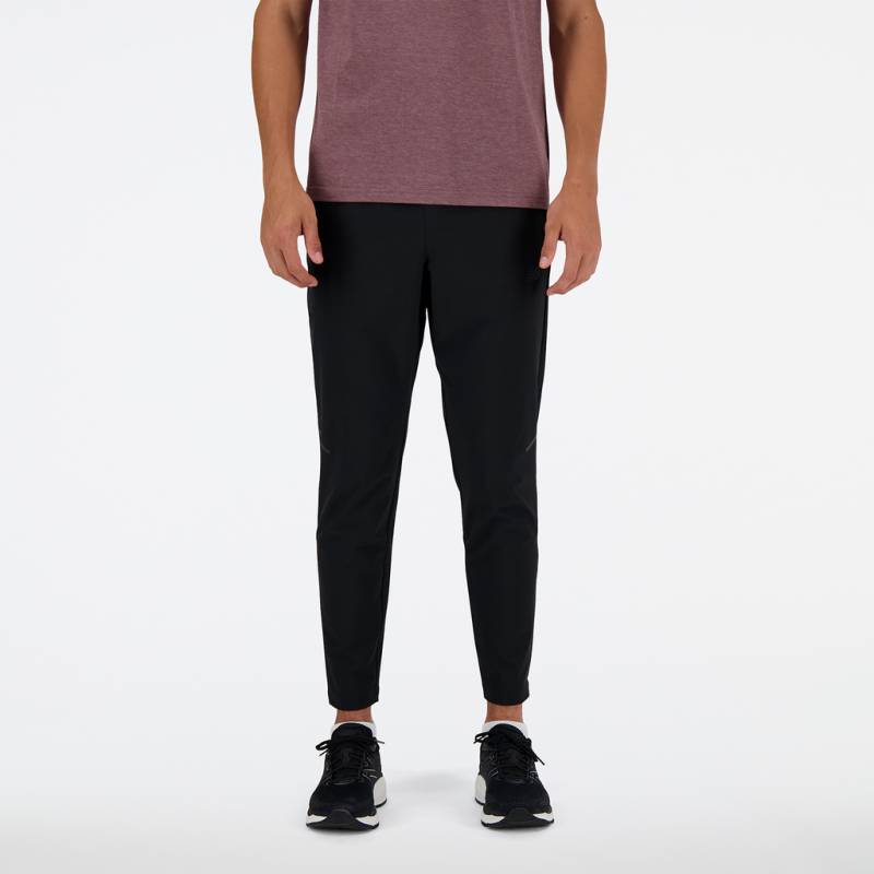 New Balance Herren Trainingshose  Active Stretch Woven Pant, Schwarz, ideal für Training, Fitness & Running von New Balance