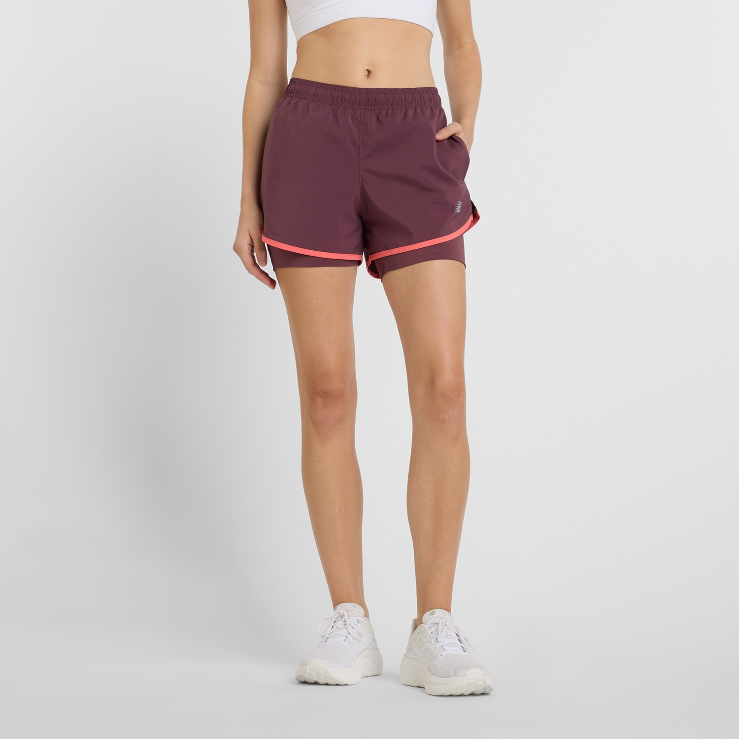 New Balance Laufshorts »Sport Essentials 2-in-1hort 3" EARTHHADOW« von New Balance