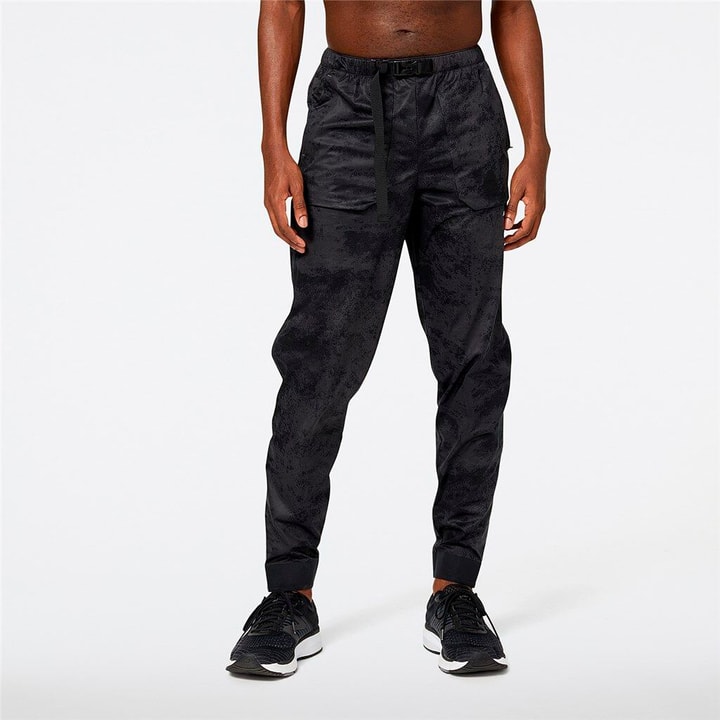 New Balance NB AT Waterproof Pant Trainerhose schwarz von New Balance