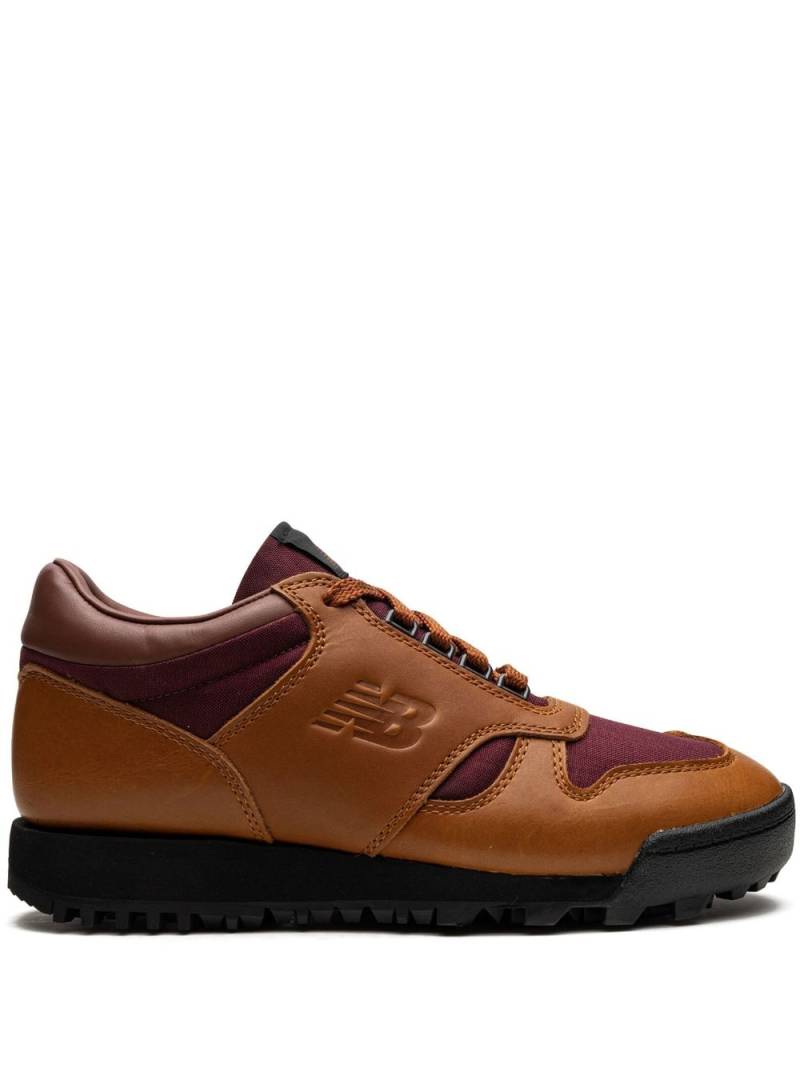 New Balance Rainer Low "Brown/Crimson" sneakers von New Balance