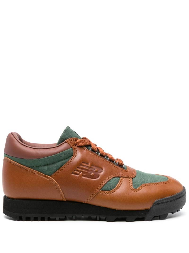 New Balance Rainier leather sneakers - Brown von New Balance