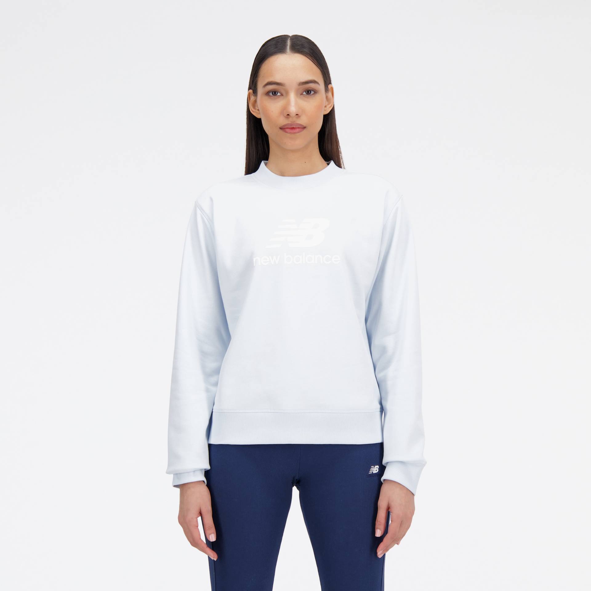 New Balance Sweatshirt »NB ESSENTIALS STACKED LOGO CREW« New Balance Sweatshirt »NB ESSENTIALS STACKED LOGO CREW« von New Balance