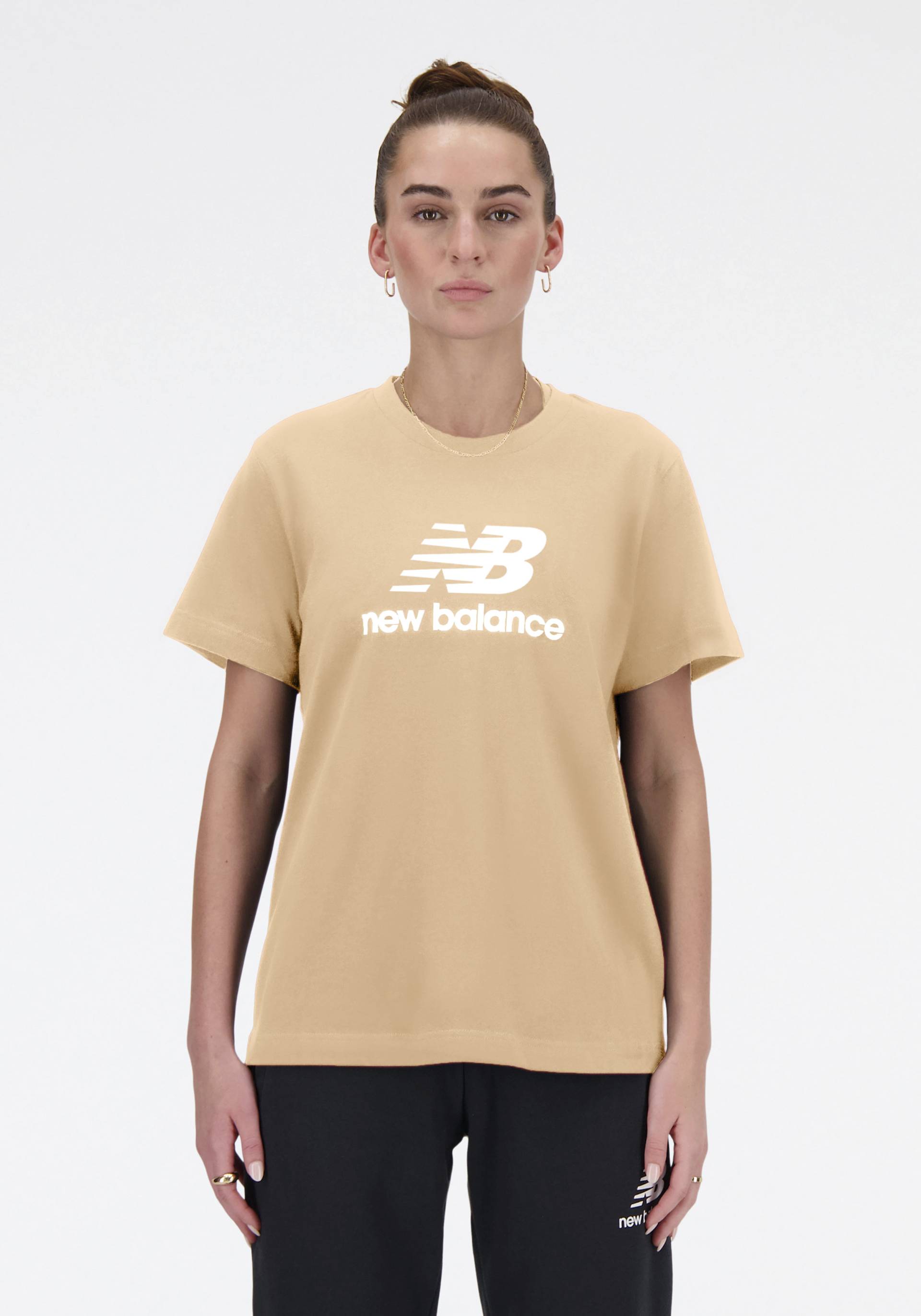 New Balance T-Shirt »SPORT ESSENTIALS JERSEY LOGO T-SHIRT« New Balance T-Shirt »SPORT ESSENTIALS JERSEY LOGO T-SHIRT« von New Balance