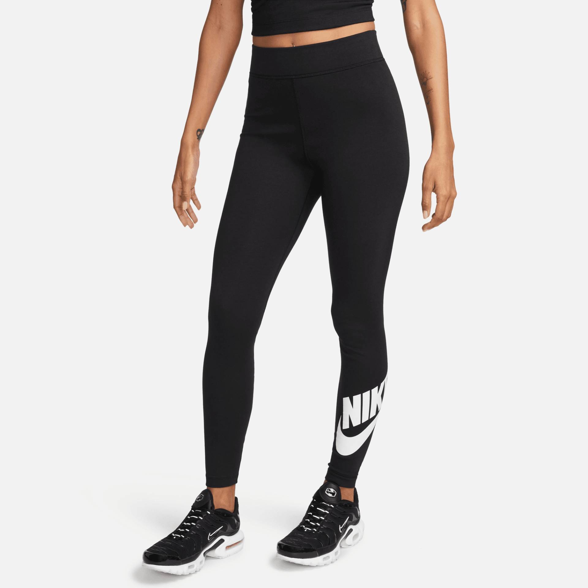 Nike Sportswear Leggings »CLASSICS WOMEN'S HIGH-WAISTED GRAPHIC LEGGINGS« Nike Sportswear Leggings »CLASSICS WOMEN'S HIGH-WAISTED GRAPHIC LEGGINGS« von Nike Sportswear