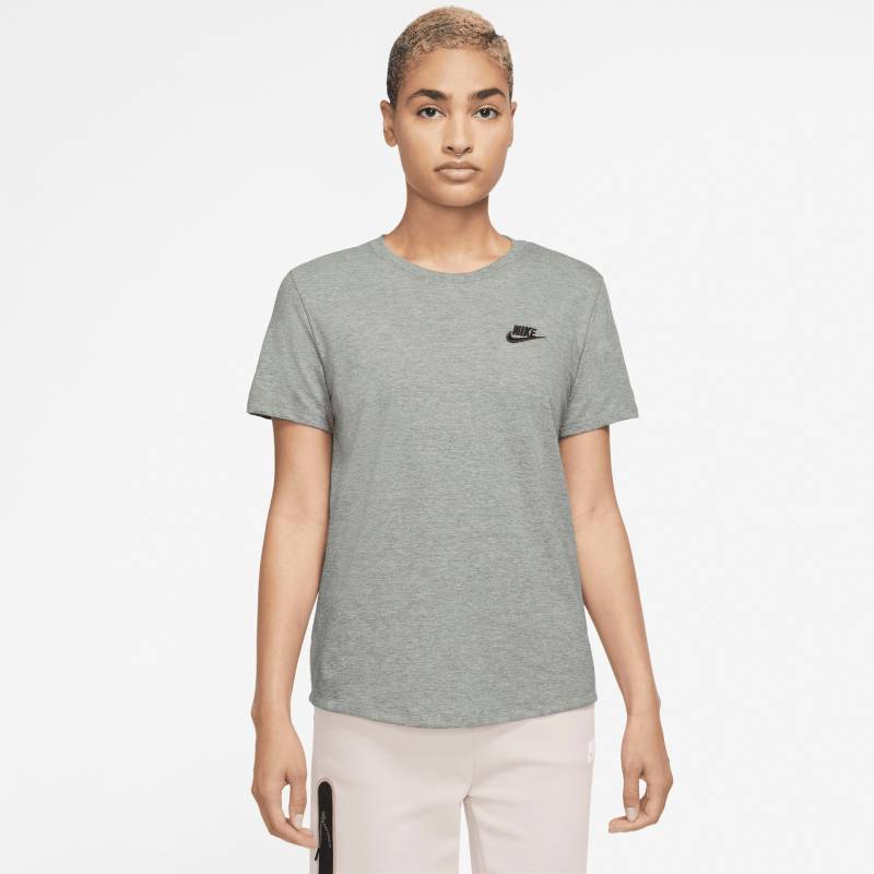 Nike Sportswear T-Shirt »CLUB ESSENTIALS WOMEN'S T-SHIRT« von Nike Sportswear