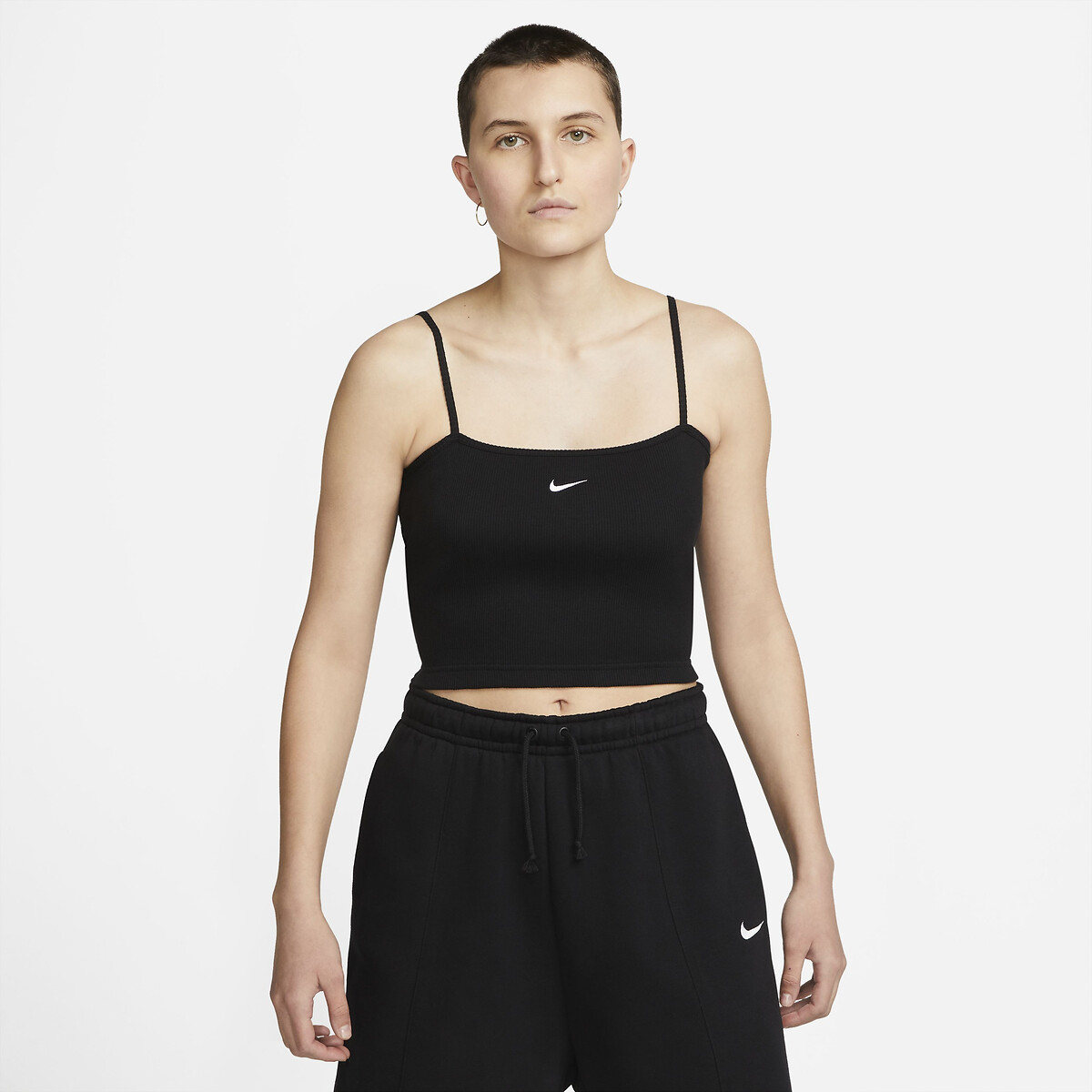 Figurbetontes Cropped-Top mit schmalen Trägern von Nike