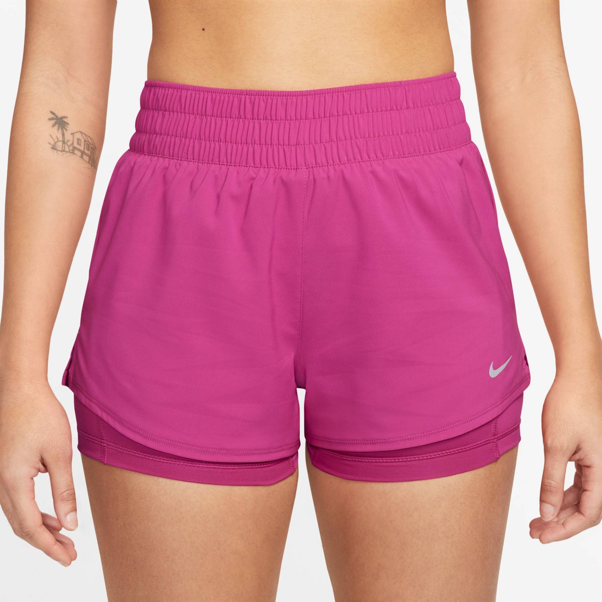 Nike 2-in-1-Shorts »DRI-FIT ONE WOMEN'S MID-RISE -IN-1 SHORTS« von Nike