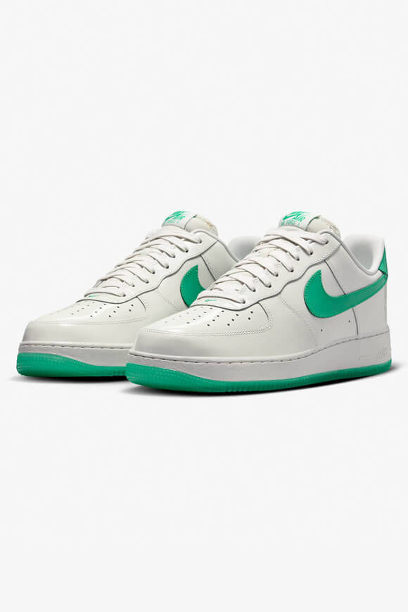 Nike Air Force 1 '07 Premium Sneaker | Platinum Tint + Stadium Green | Herren | EU42 Nike Air Force 1 '07 Premium Sneaker | Platinum Tint + Stadium Green | Herren | EU42 von Nike
